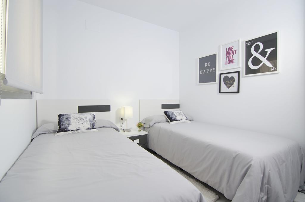 Ocean View By Mar Holidays Arenales del Sol Quarto foto